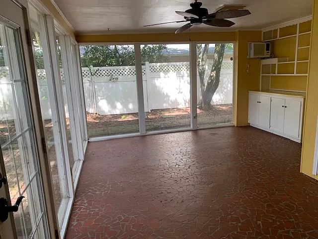 2424 Dogwood Ave — Photo 17