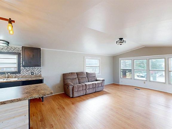 2nd image of 5327 Sandpiper Ln S