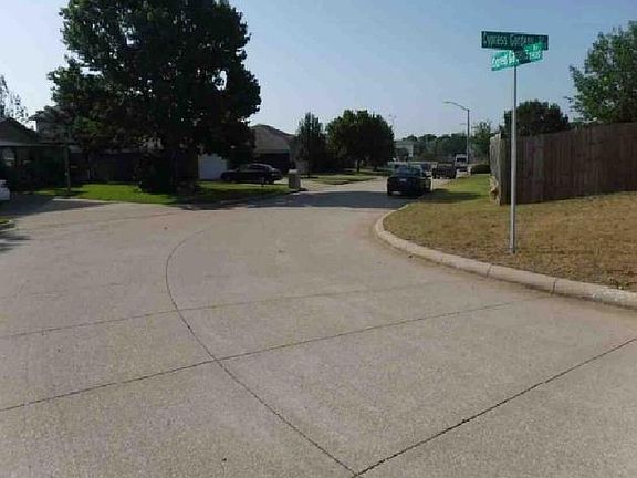 3rd image of 3950 Cypress Gardens Dr