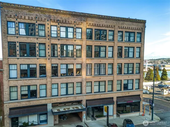 1120 Cliff Avenue #304, Tacoma, WA 98402