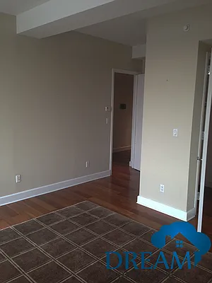 Rented by Dream Property Group LLC | media 26