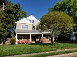 1406 McKinley Rd, Arlington, VA 22205