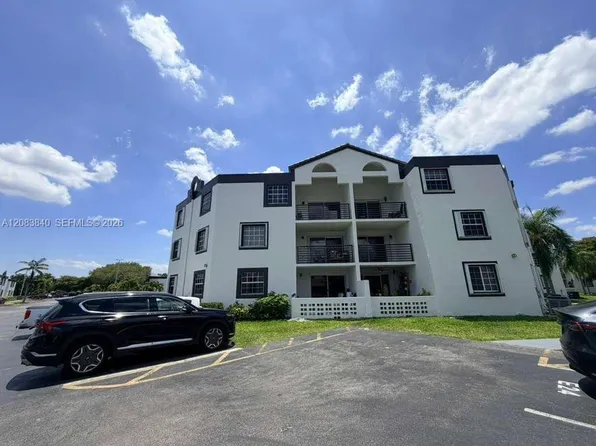 9715 Fontainebleau Blvd #E308, Miami, FL 33172