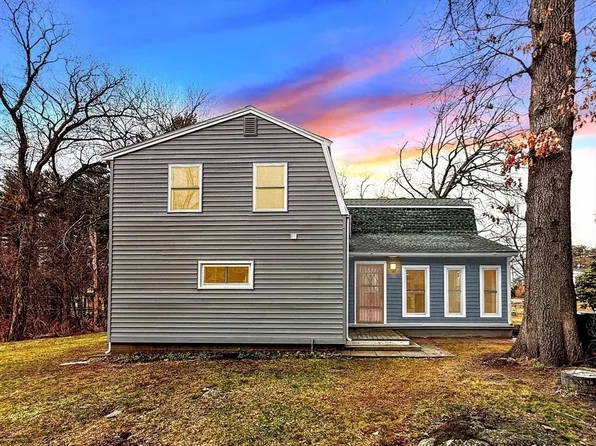 21 Burlington Rd, Billerica, MA 01821