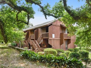 229 Lakeside Villa #E, Diamondhead, MS 39525