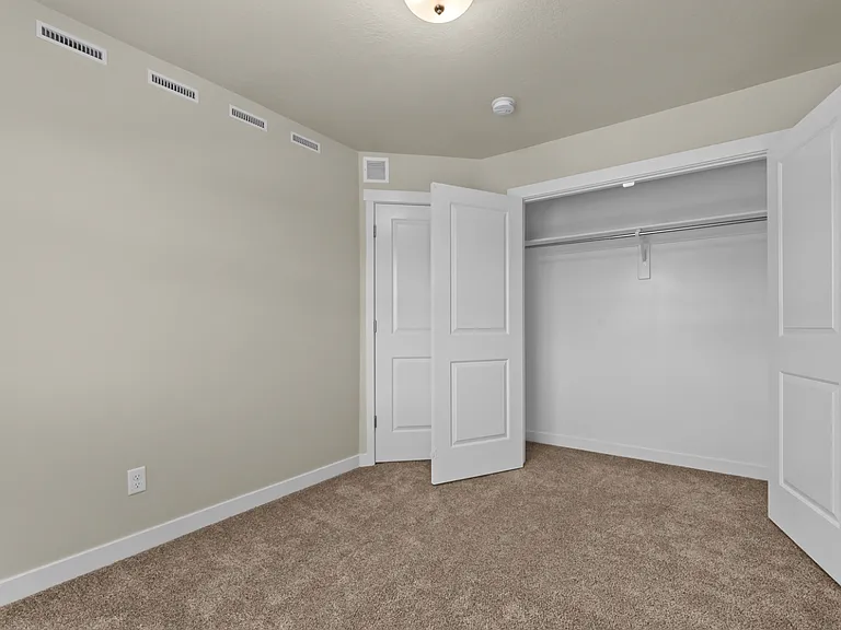 4052 W Harper Ln #128 — Photo 23