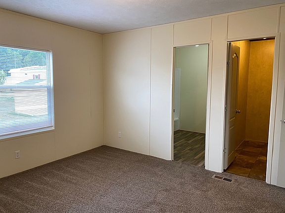 3rd image of 3440 Creekside Blvd #178