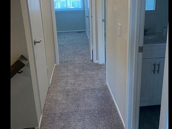 2nd image of 2517 Glengyle Dr