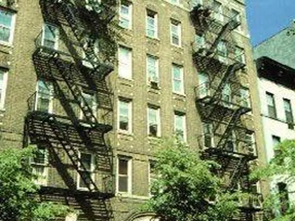 261 West 22nd Street image 1 of 1