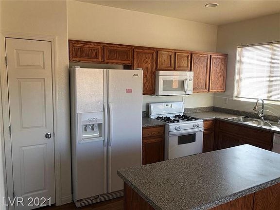3rd image of 3905 Fragrant Jasmine Ave