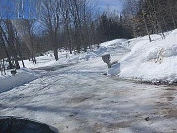 4th image of 560 Maplewood Dr