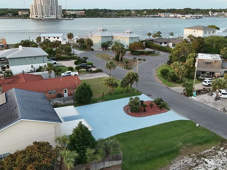 723 Sailfish Dr — Photo 45