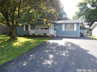 116 Cranberry Dr, Liverpool, NY 13088