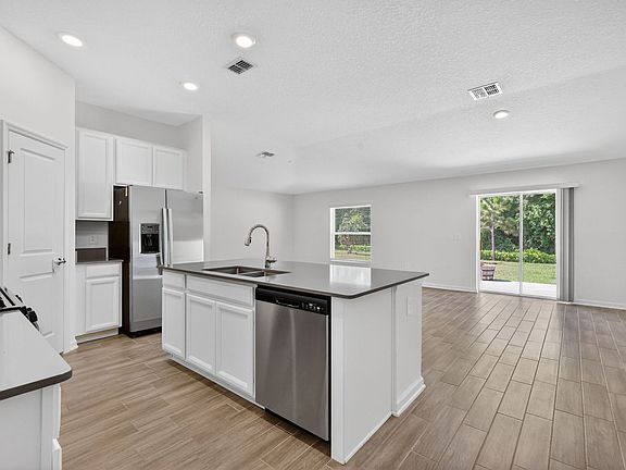 5th image of 33670 Sky Blossom Cir