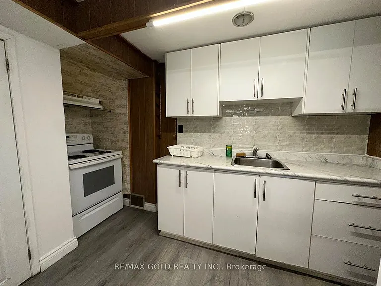 2 Orton Park Rd #BSMNT — Photo 5
