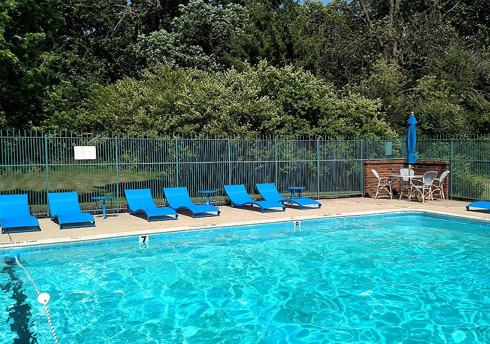 The View Apartments and Townhomes 6195 Village Green Cir Portage MI