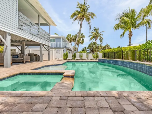 (undisclosed Address), Fort Myers Beach, FL 33931