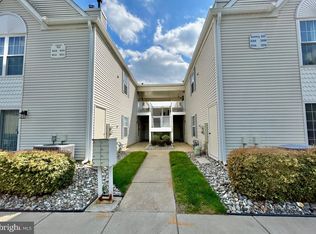 101 Arrowwood Ct #A, Mount Laurel, NJ 08054