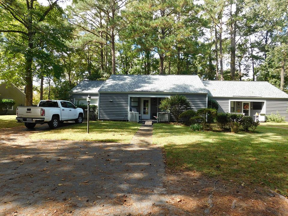 1st image of 3132 Country Club Rd