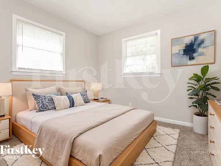 1910 Brownsville Rd #2 — Photo 14