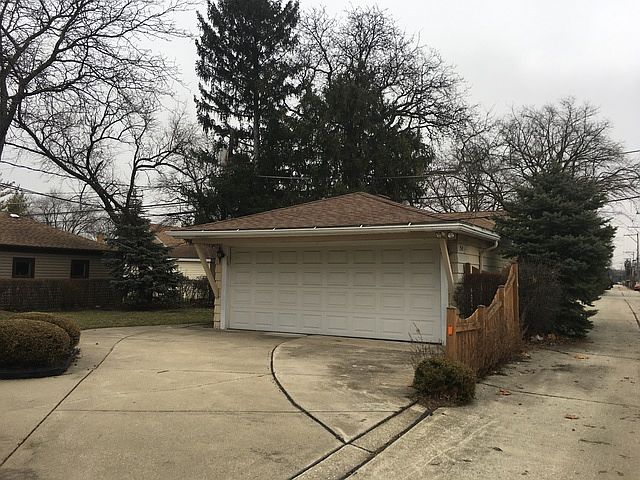 2nd image of 2543 S 6th Ave