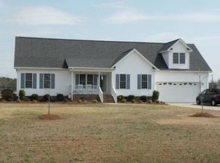 5433 Radford Rd, Lucama, NC 27851