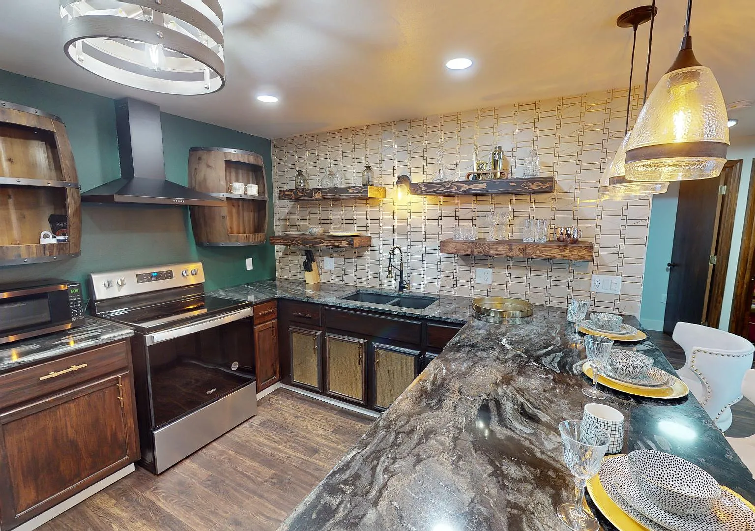600 N Kensington Dr - 4 — Photo 3