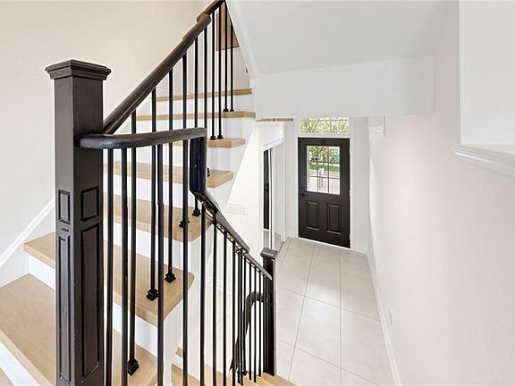 5th image of 271 Richvale Dr S #56