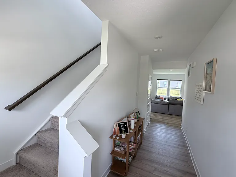 2137 Egbert Rd — Photo 16