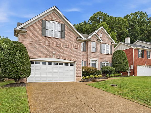 3rd image of 1357 Tilton Dr