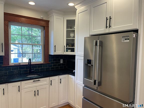 4th image of 31 Elihu Street