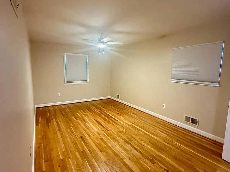 14605 Nadine Dr — Photo 18