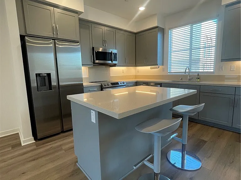 610 Dawson Ave — Photo 11