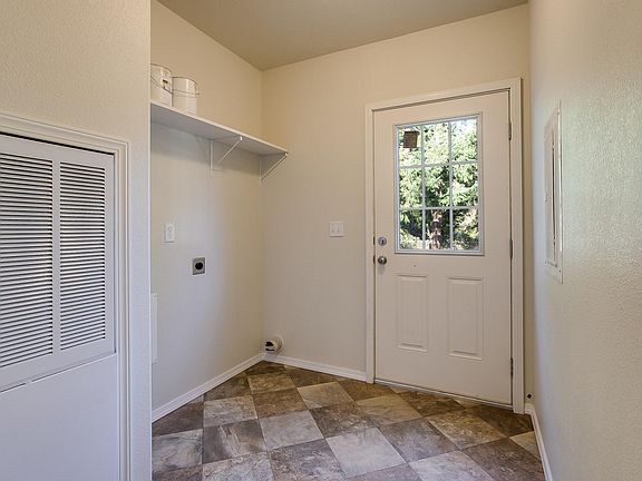 5th image of 21303 128th Street Ct E