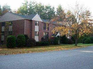 6 Brookside Dr APT 8, Exeter, NH 03833