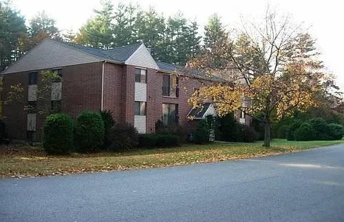 6 Brookside Dr #8 Photo 1