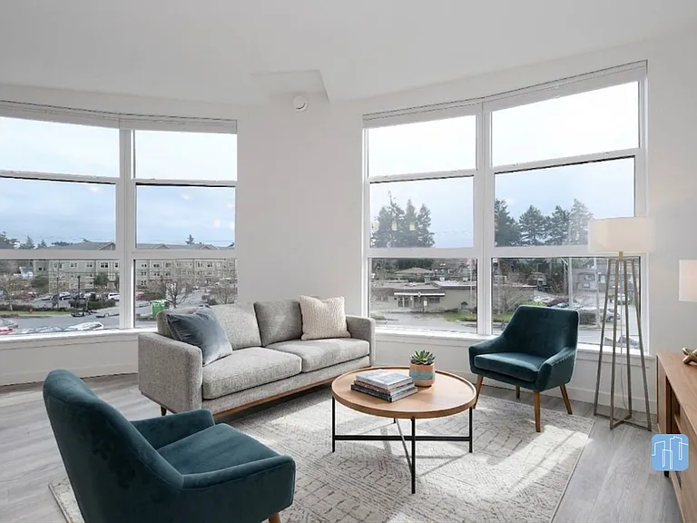 765 Hockley Ave — Photo 5