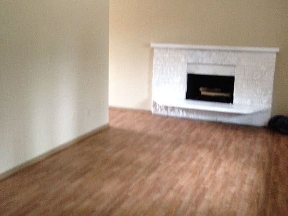 2nd image of 9120 Lawndale Ave SW #4805869