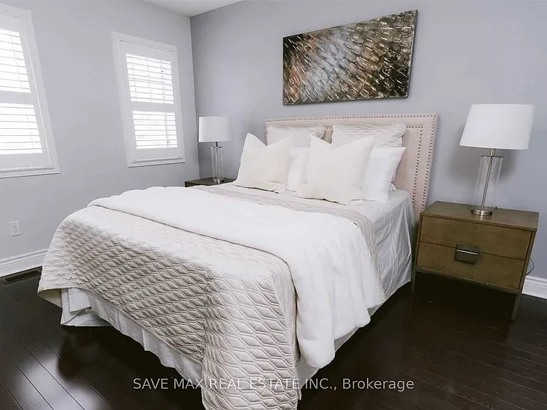 162 Ted Miller Cres — Photo 13