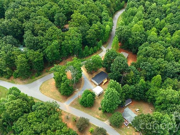 3rd image of 4277 Apex Dr