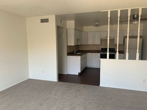5th image of 641 S Morris Cir APT 1