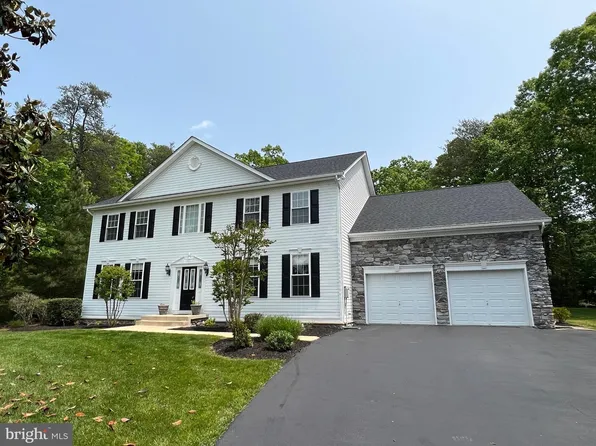 23416 Clifford Ct, Hollywood, MD 20636