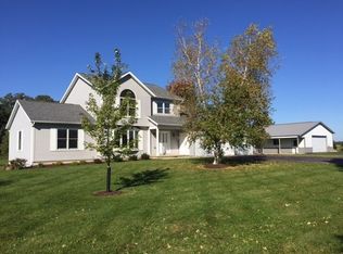 2135 Hawkinson Rd, Oregon, WI 53575