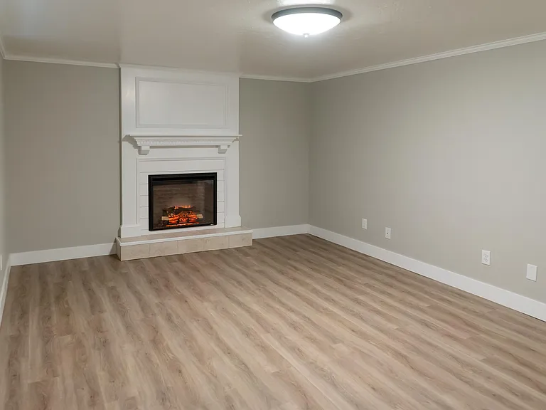 1024 S 680 W — Photo 13