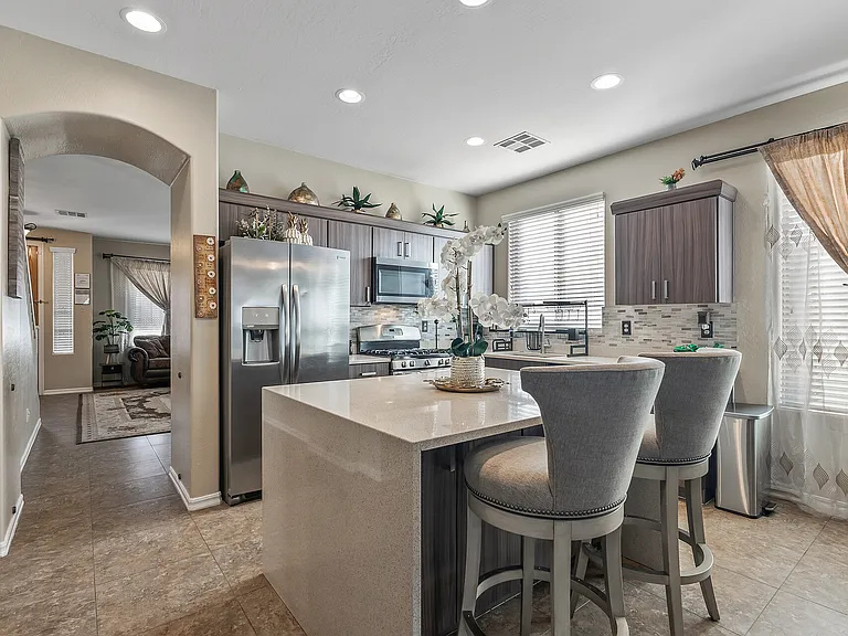 14592 W Acapulco Ln — Photo 55