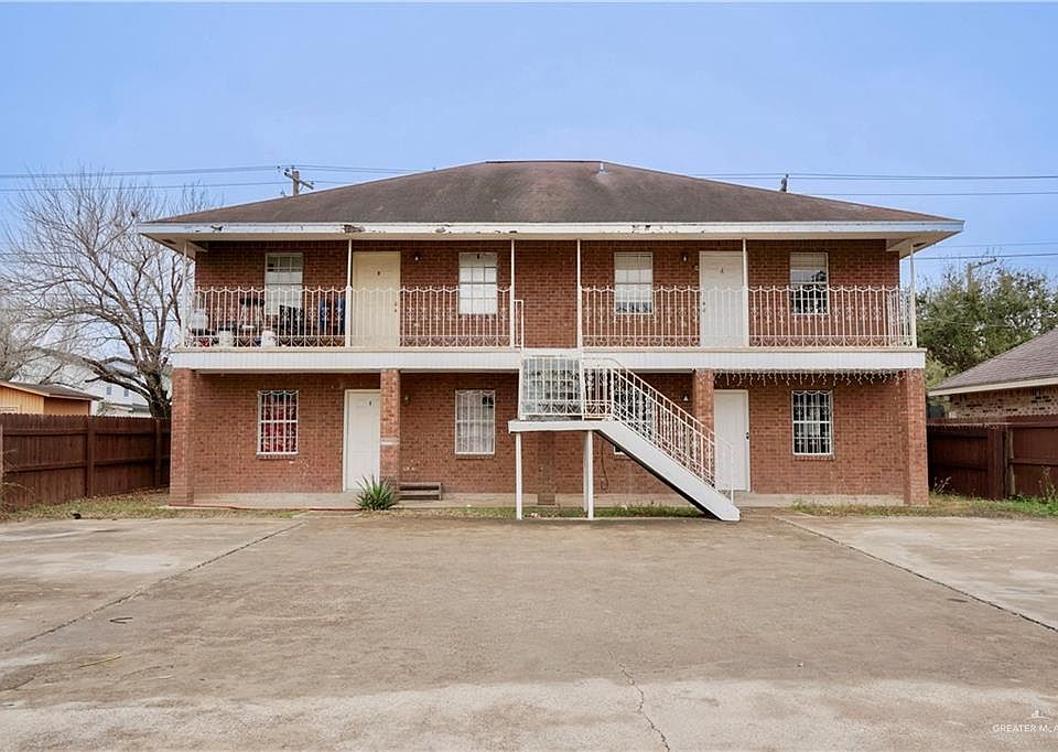 1st image of 104 Carlotta St APT 4