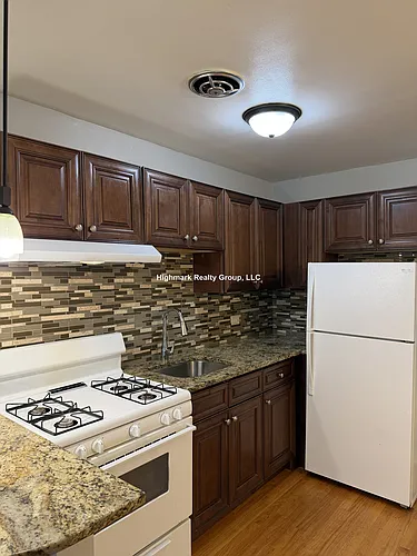 8506 Waukegan Rd Photo 1