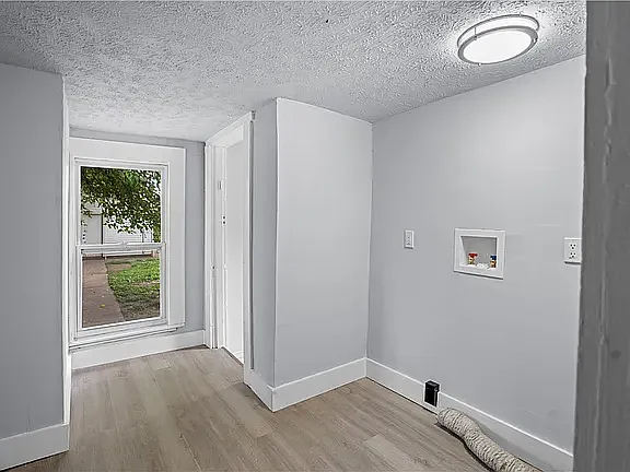 48 Sherman St — Photo 34