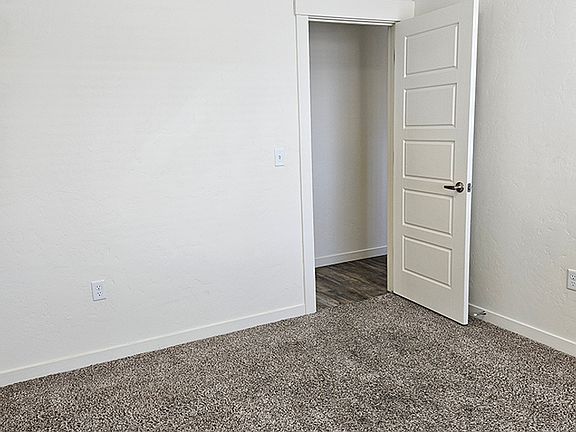5th image of 504 Rooster Ln APT 100