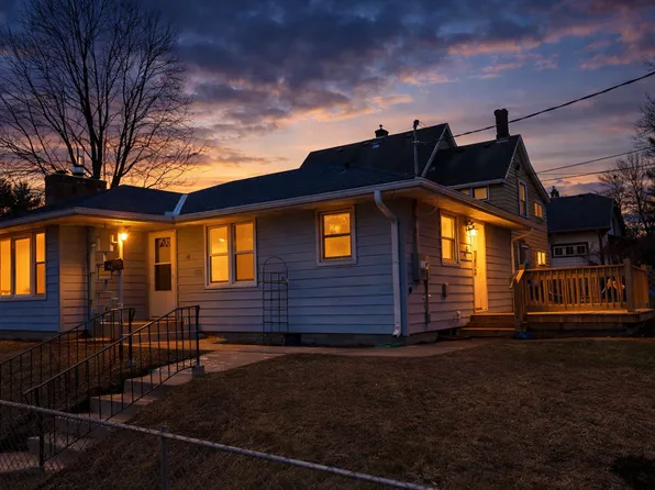 42 Baker St W, Saint Paul, MN 55107